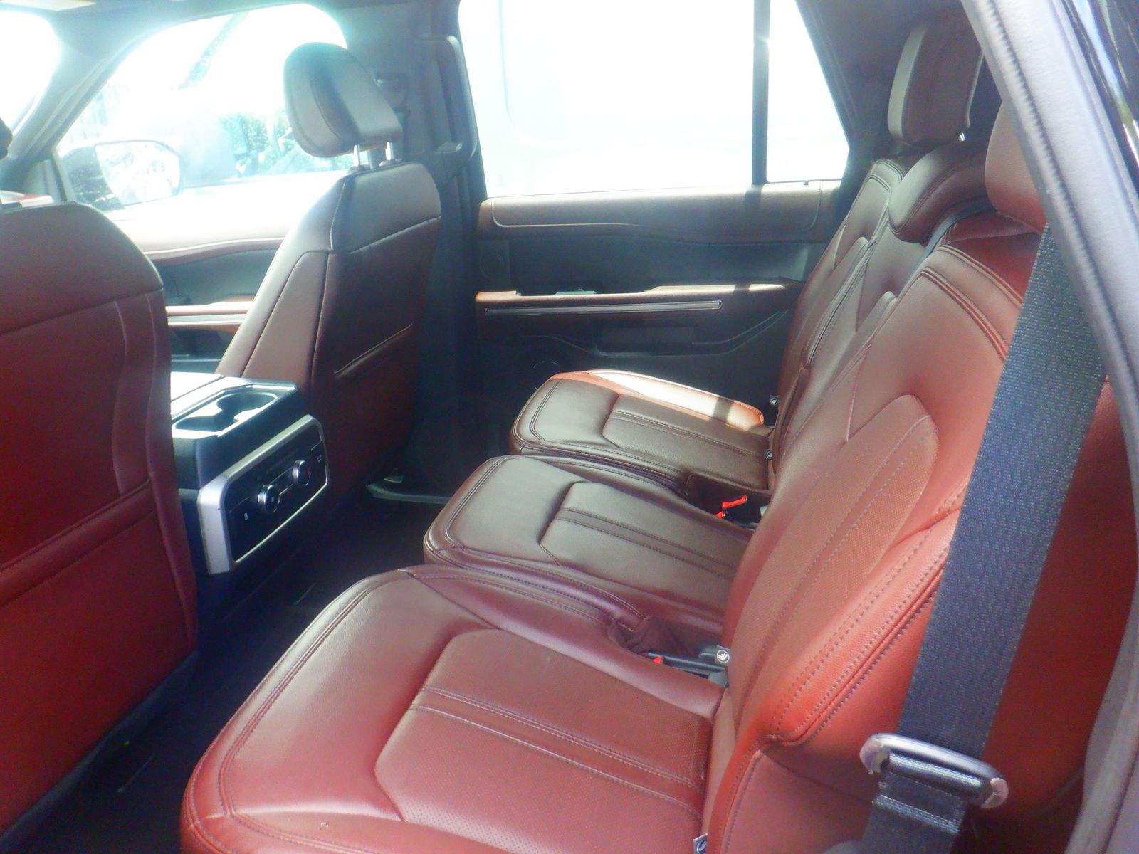 FORD EXPEDITION - 10