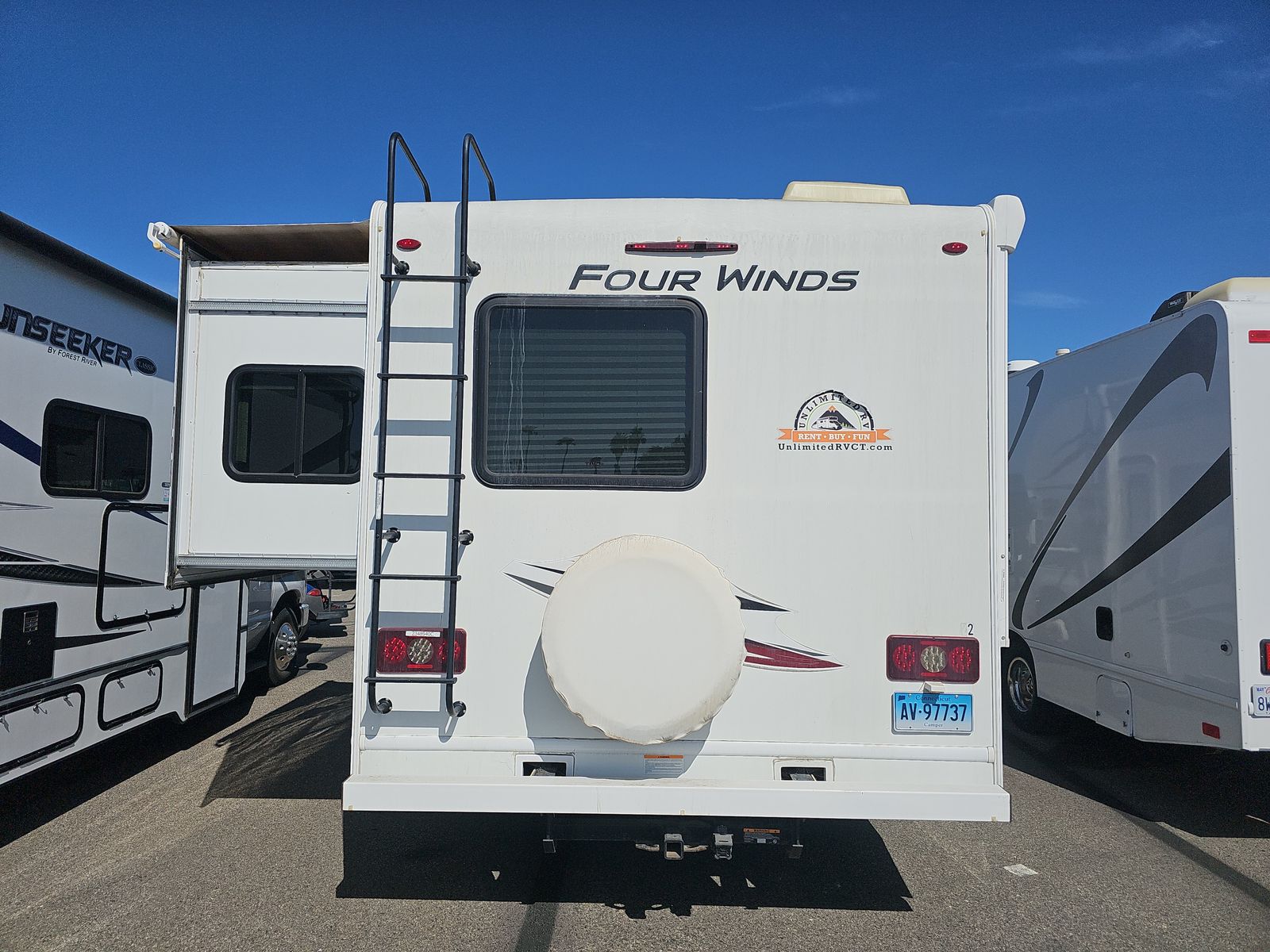 FORD E-350 - 6