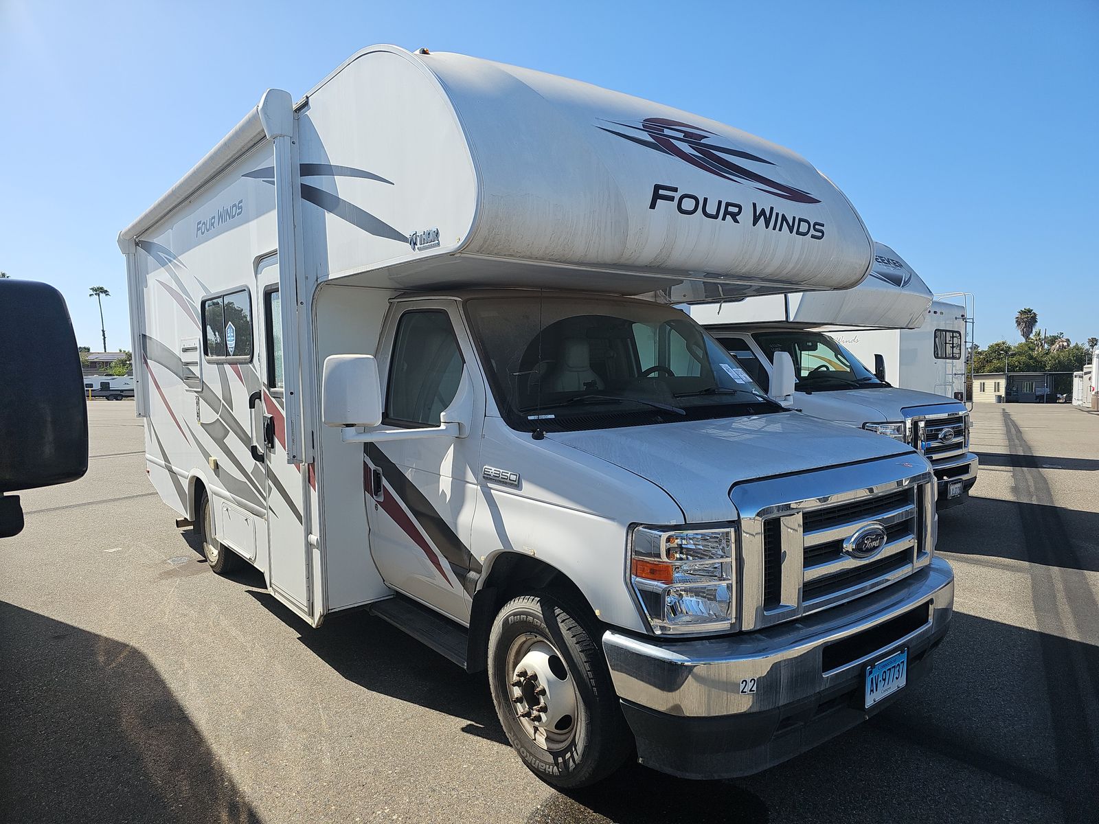 FORD E-350 - 4