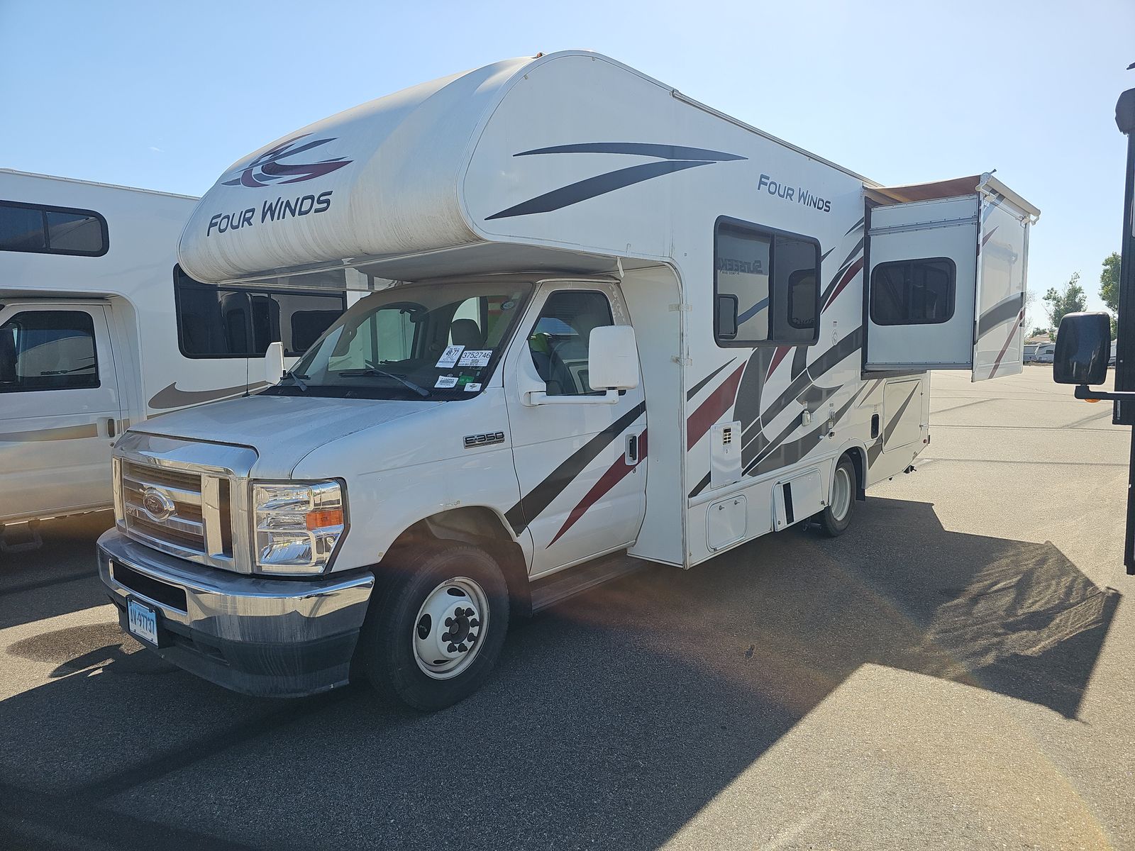 FORD E-350 - 1