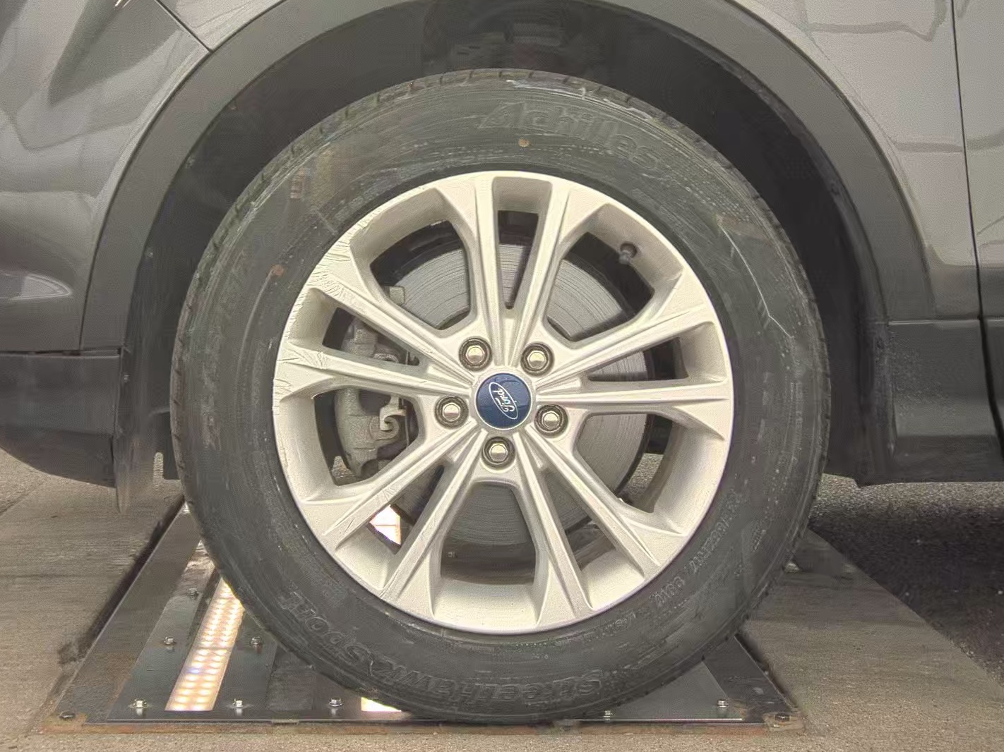 FORD ESCAPE - 10