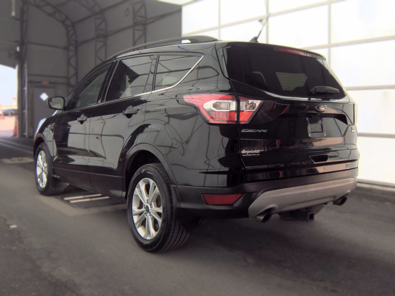 FORD ESCAPE - 9