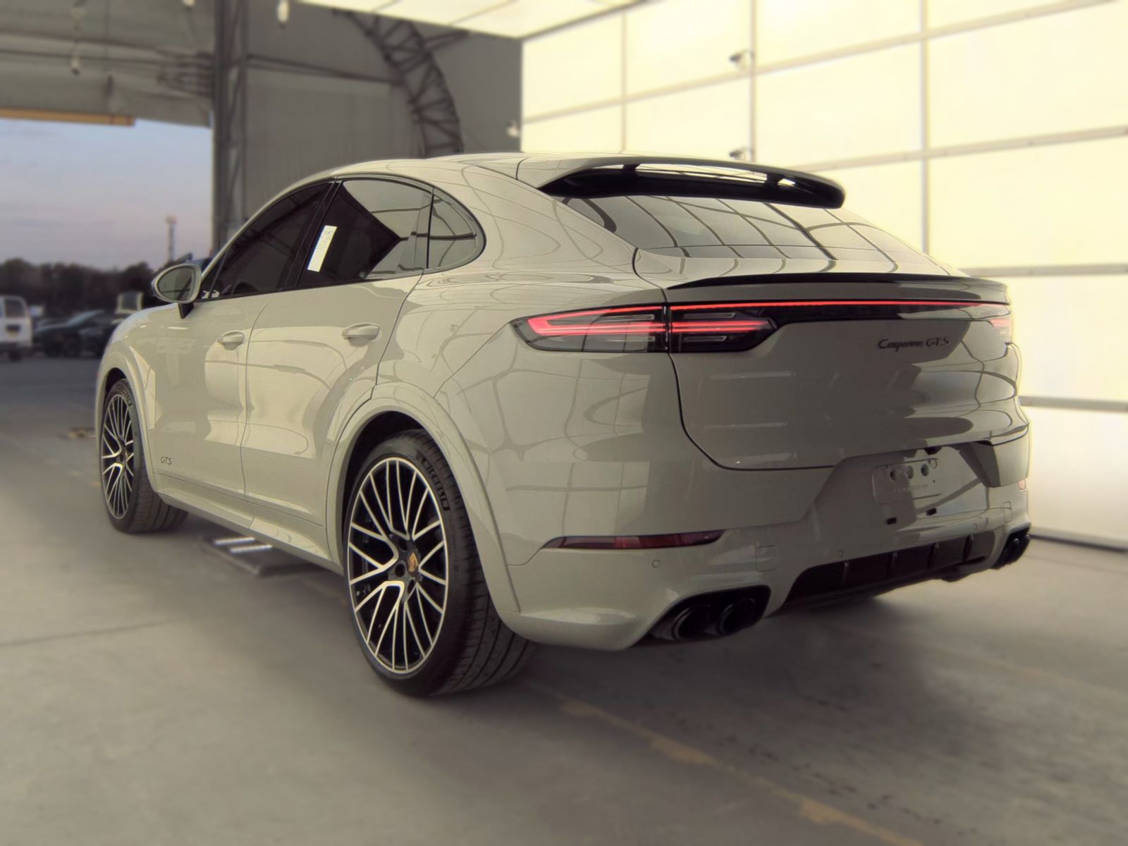 PORSCHE CAYENNE - 9
