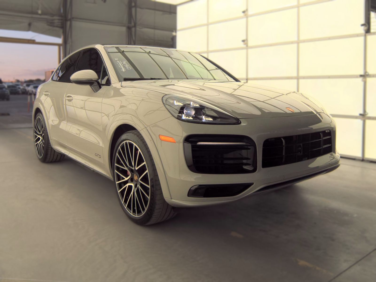 PORSCHE CAYENNE - 5