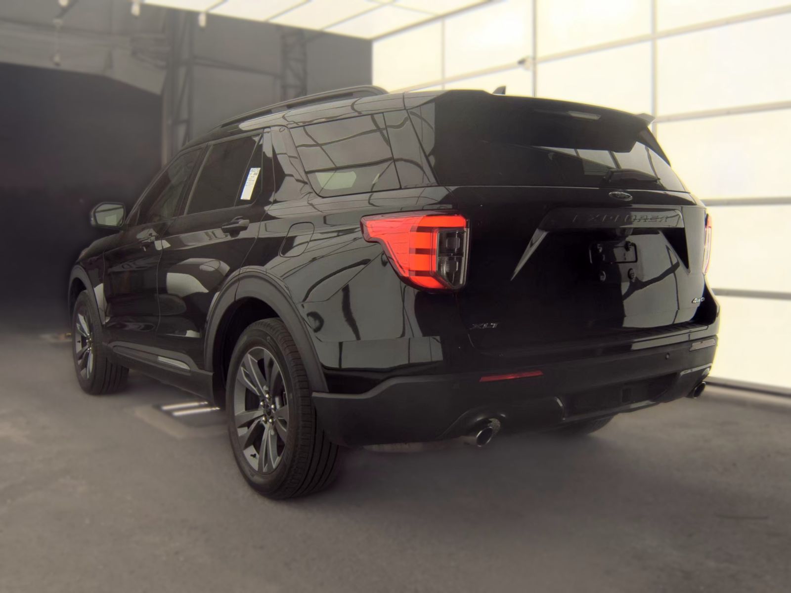 2023 Ford Explorer XLT AWD