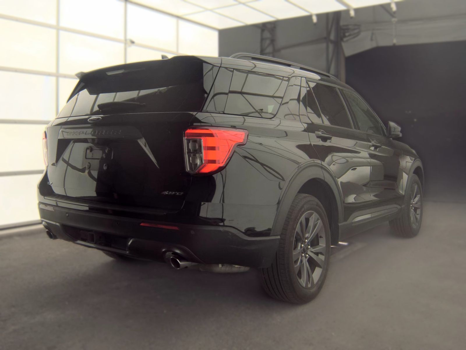 2023 Ford Explorer XLT AWD