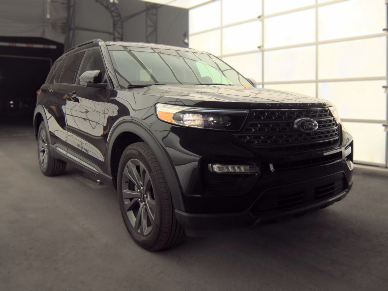 2023 Ford Explorer XLT AWD