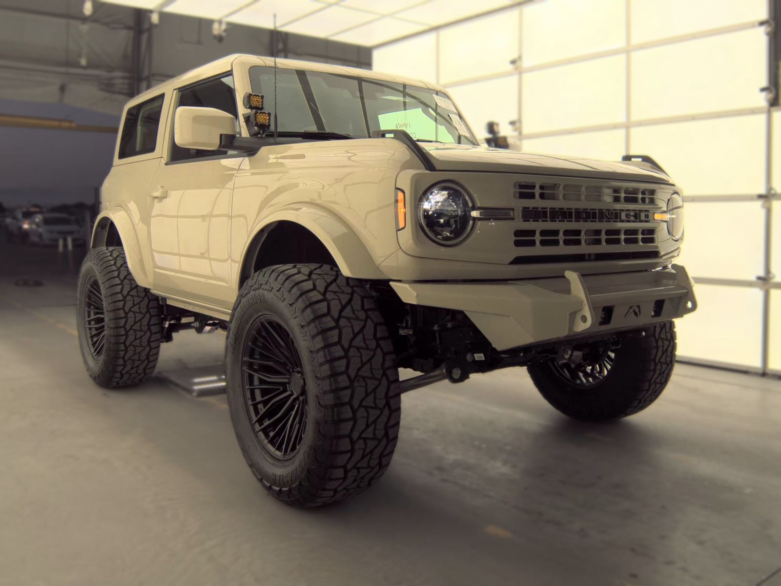 FORD BRONCO - 5