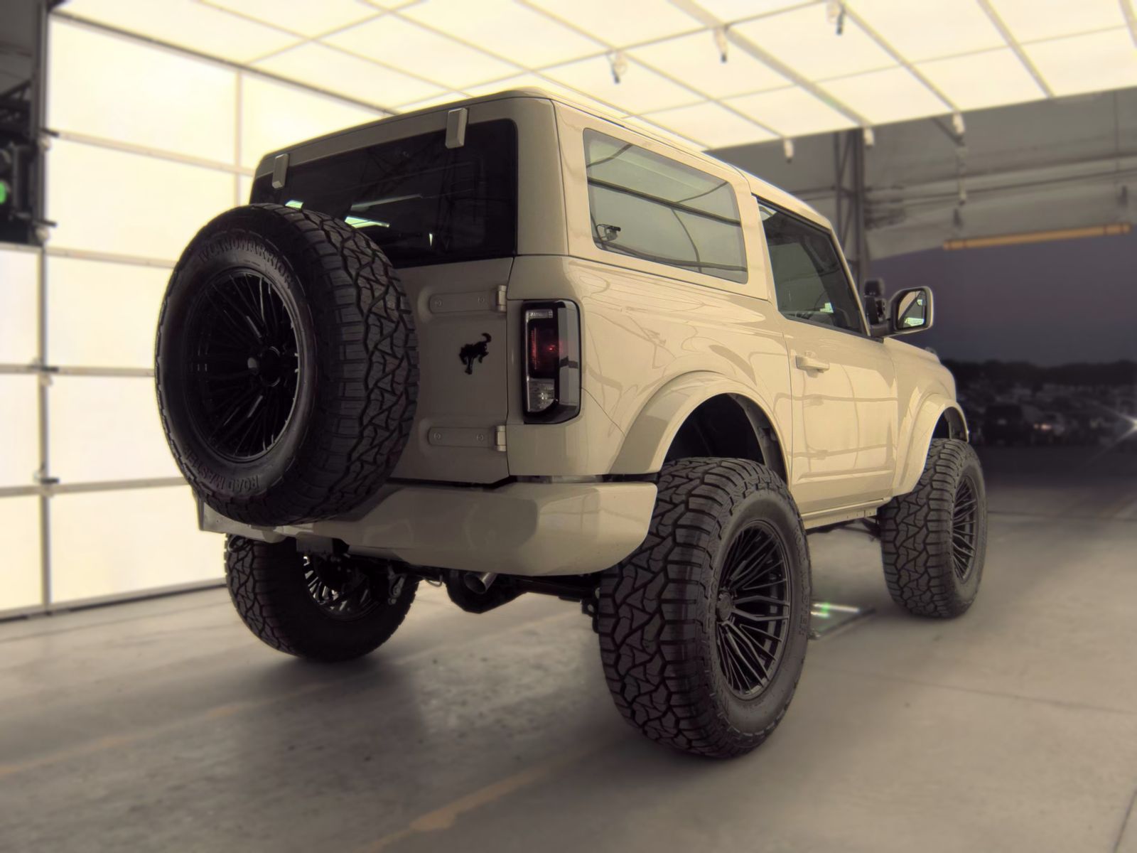FORD BRONCO - 6
