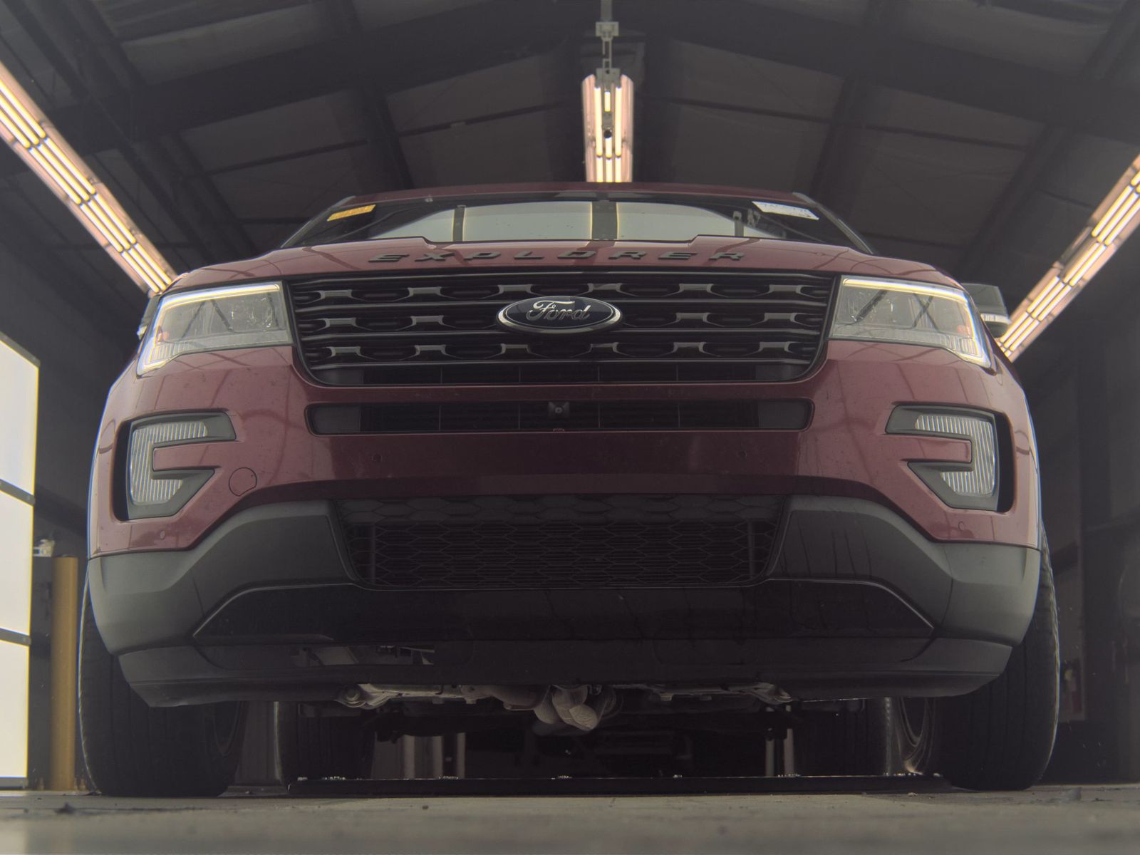 FORD EXPLORER - 4