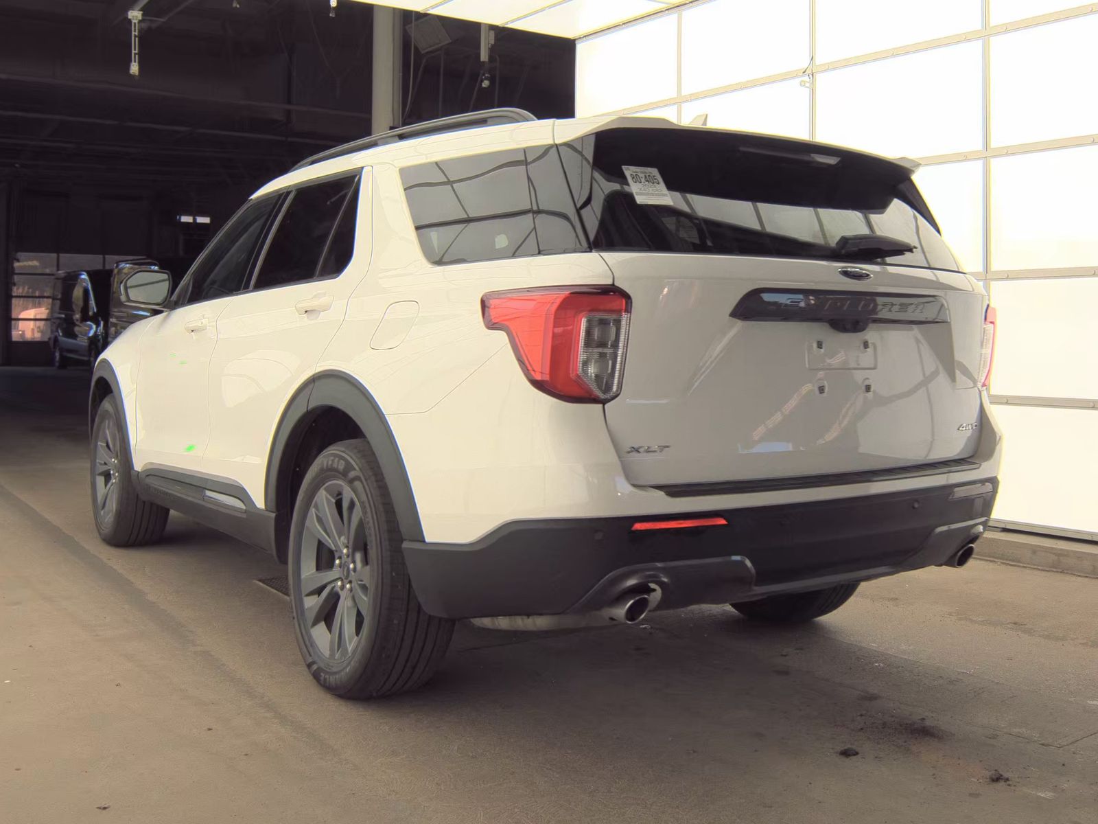 FORD EXPLORER - 9