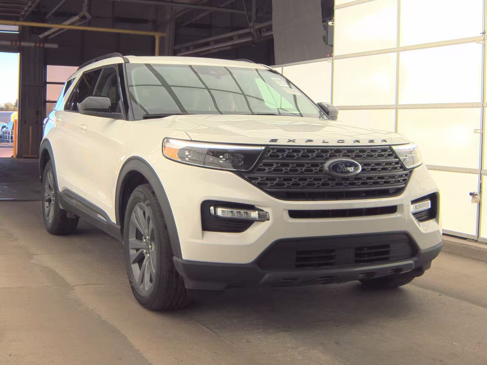 FORD EXPLORER - 5
