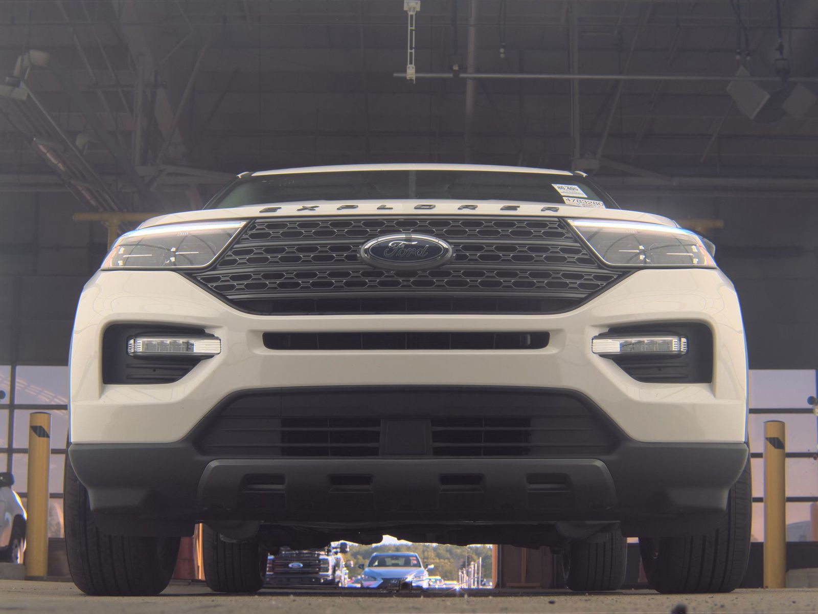 FORD EXPLORER - 4