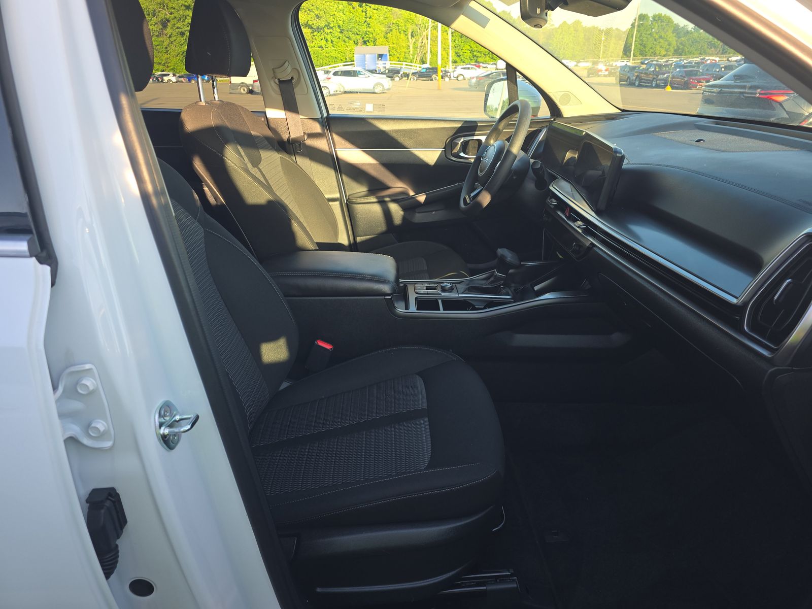 2025 Kia Sorento LX FWD