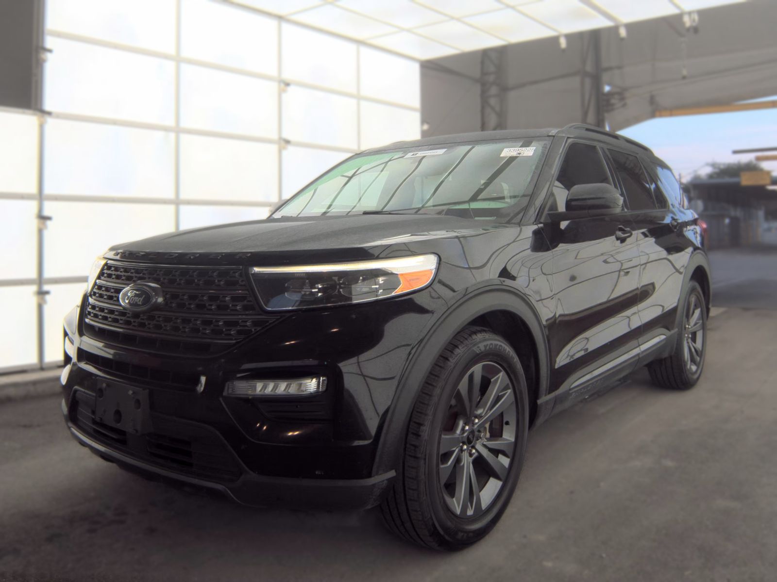 FORD EXPLORER - 1