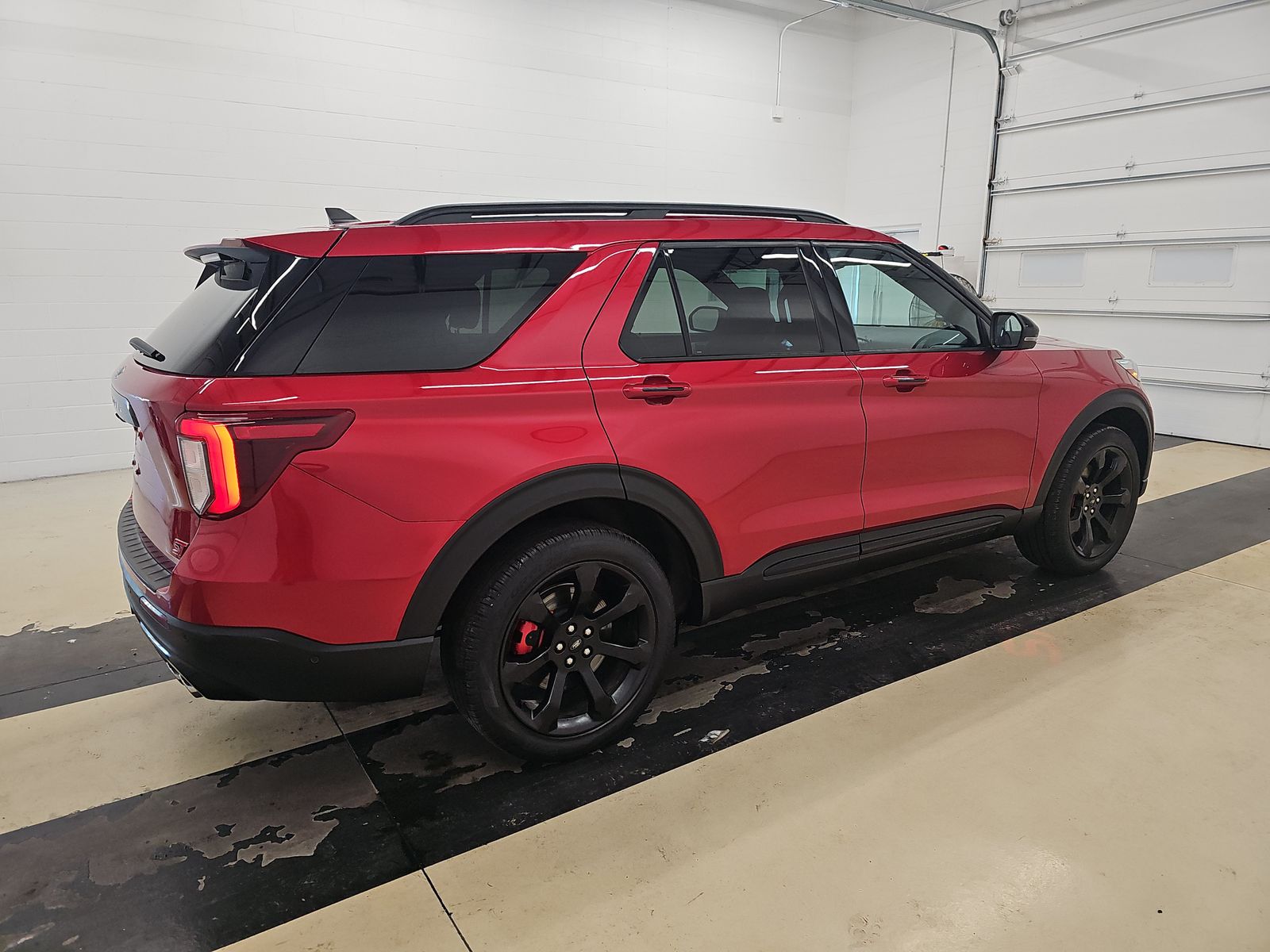 FORD EXPLORER - 5