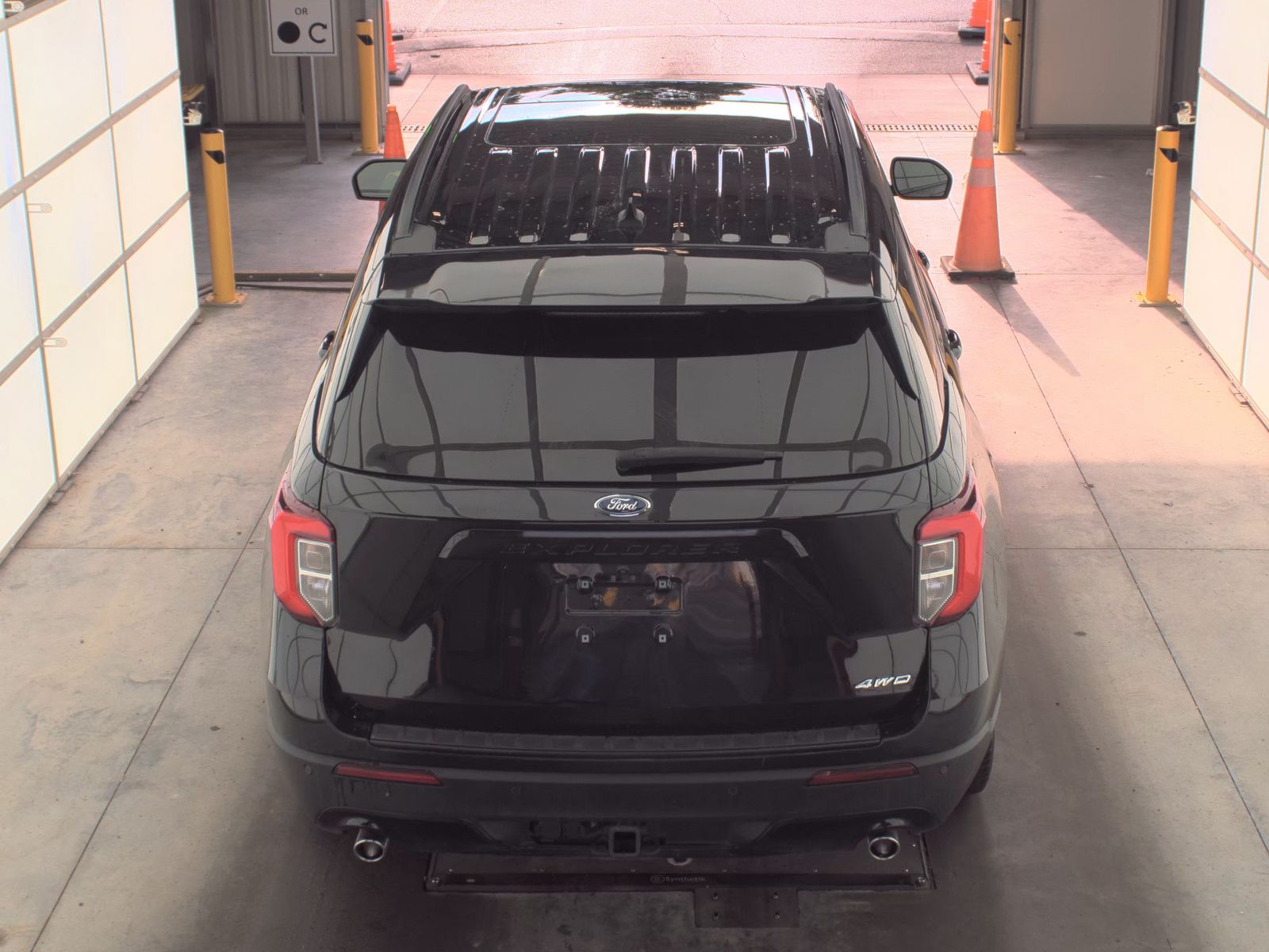 FORD EXPLORER - 7