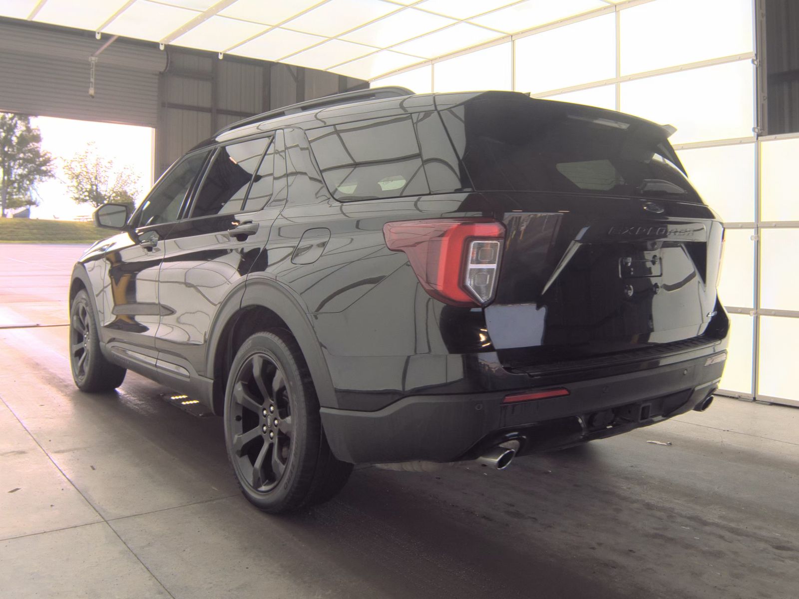 FORD EXPLORER - 9