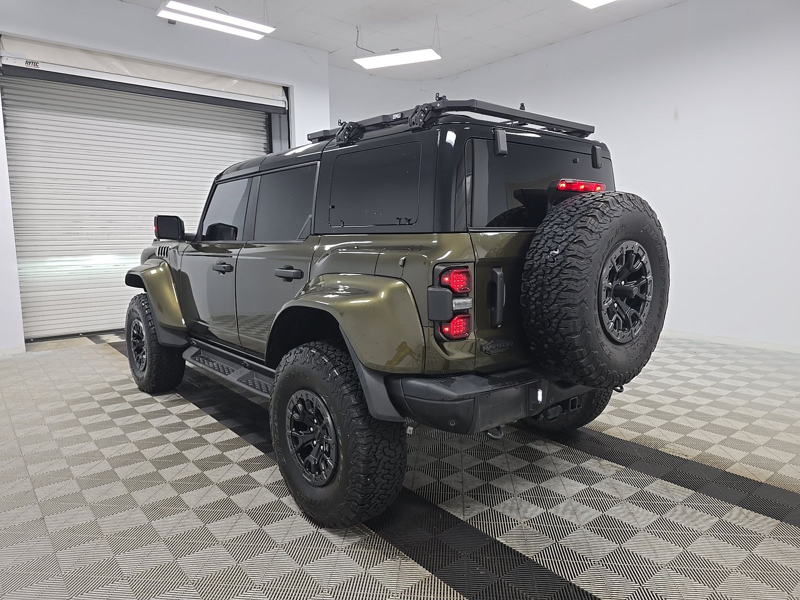 FORD BRONCO - 7
