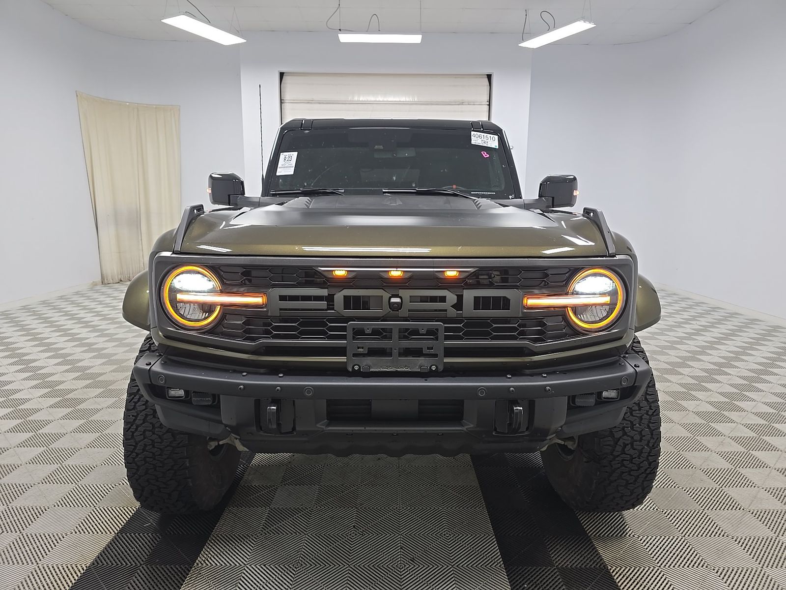 FORD BRONCO - 3