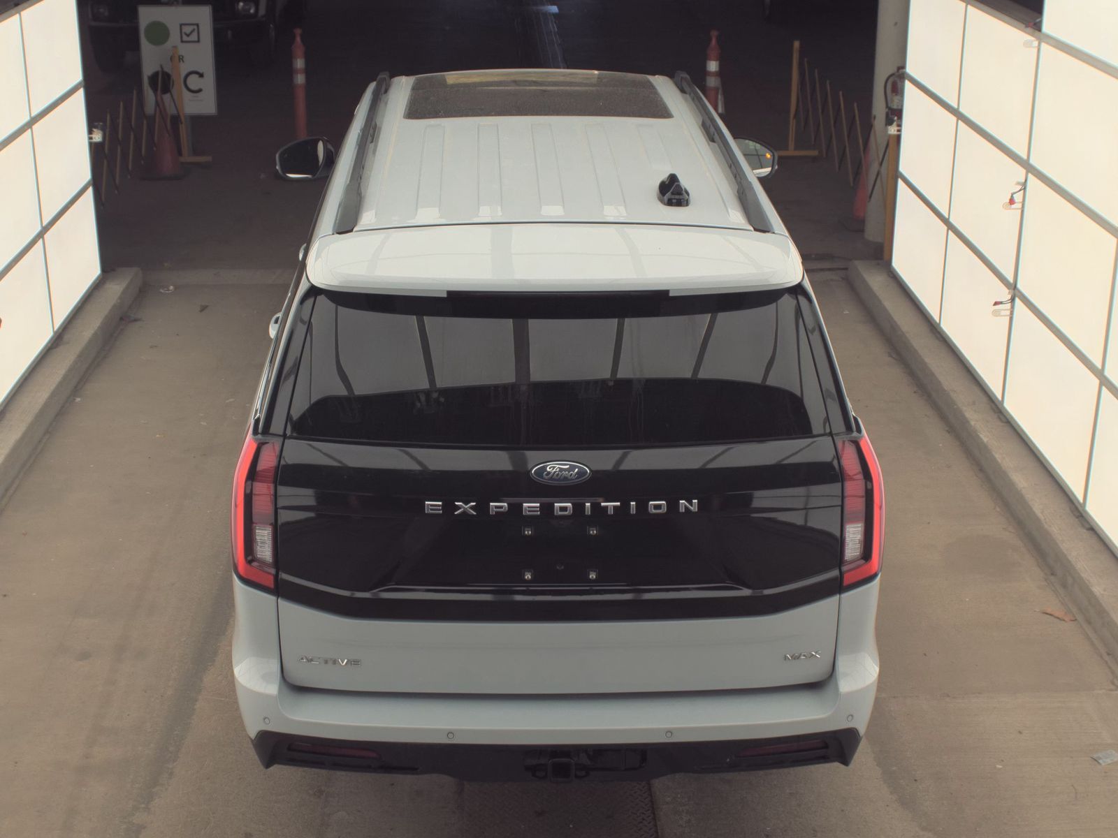 FORD EXPEDITION MAX - 7