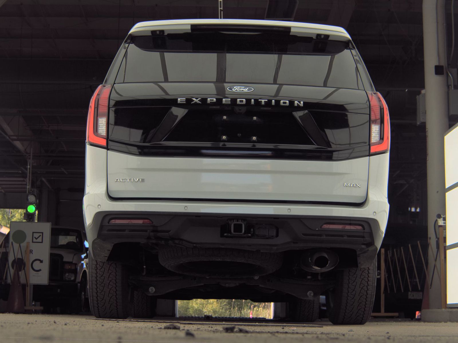 FORD EXPEDITION MAX - 8