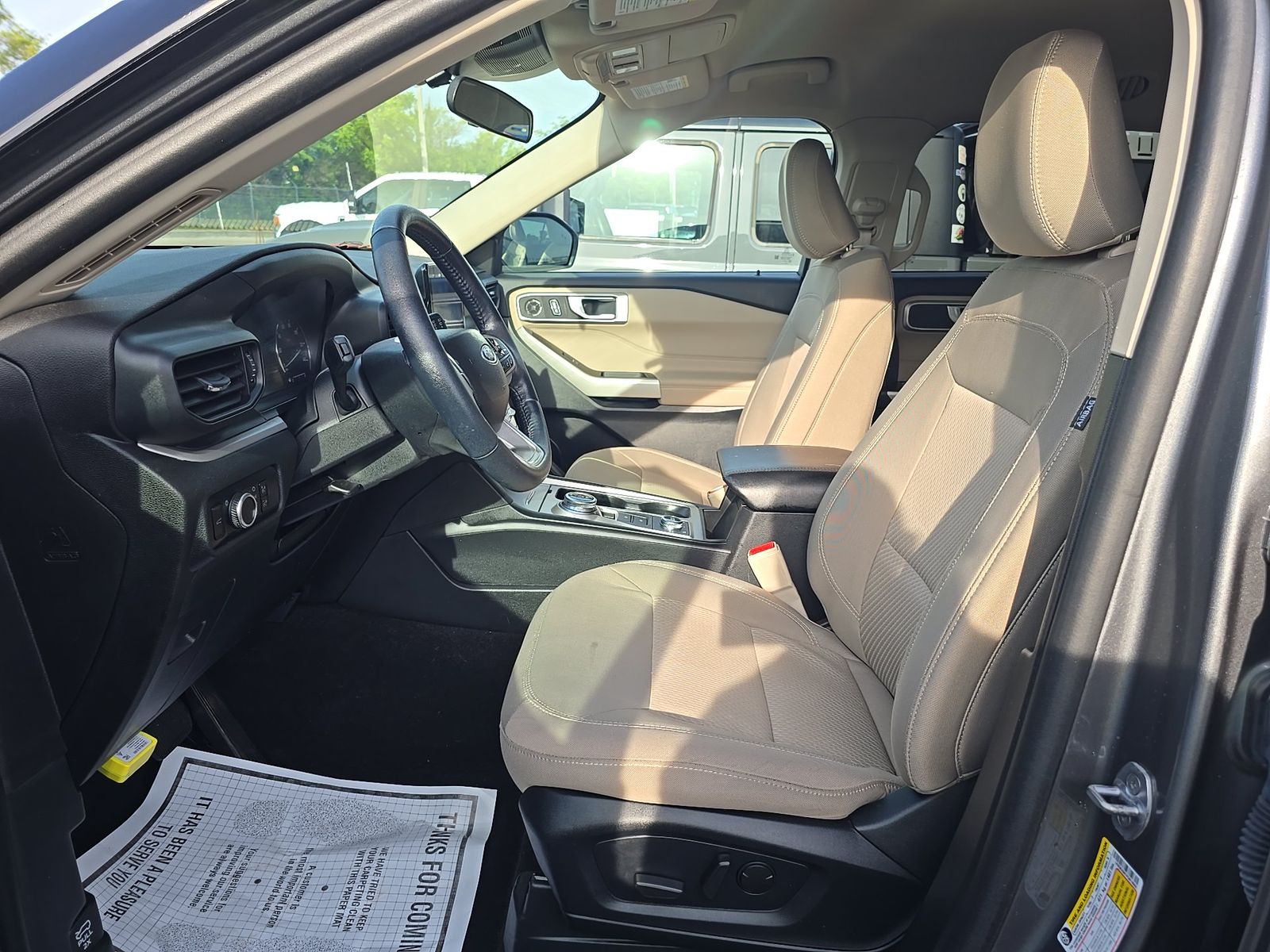 FORD EXPLORER - 8