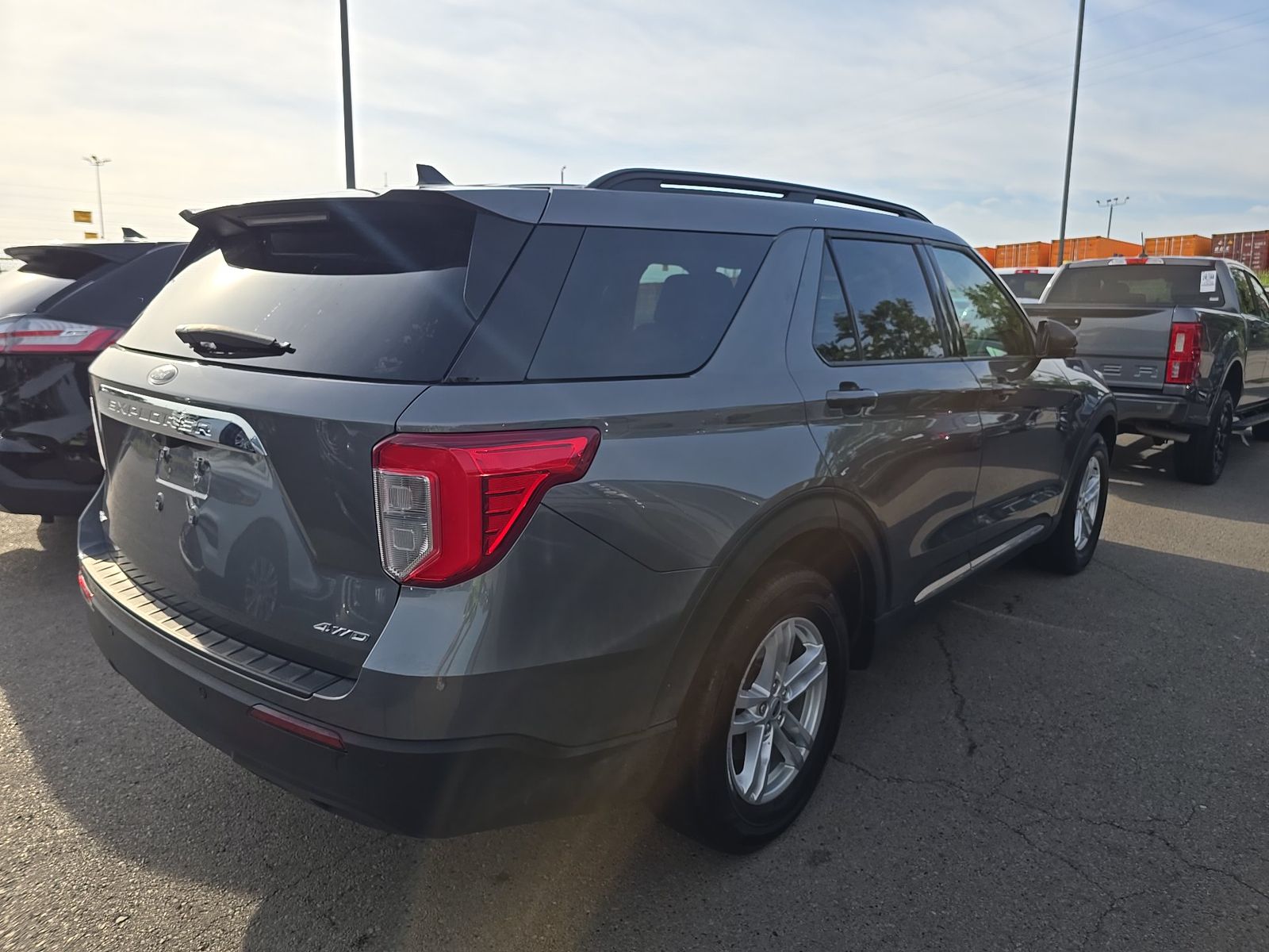 FORD EXPLORER - 5