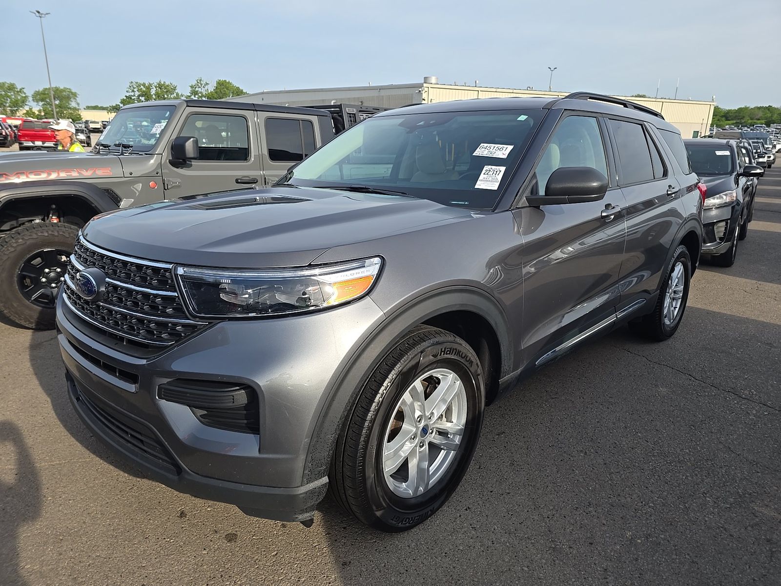 FORD EXPLORER - 1