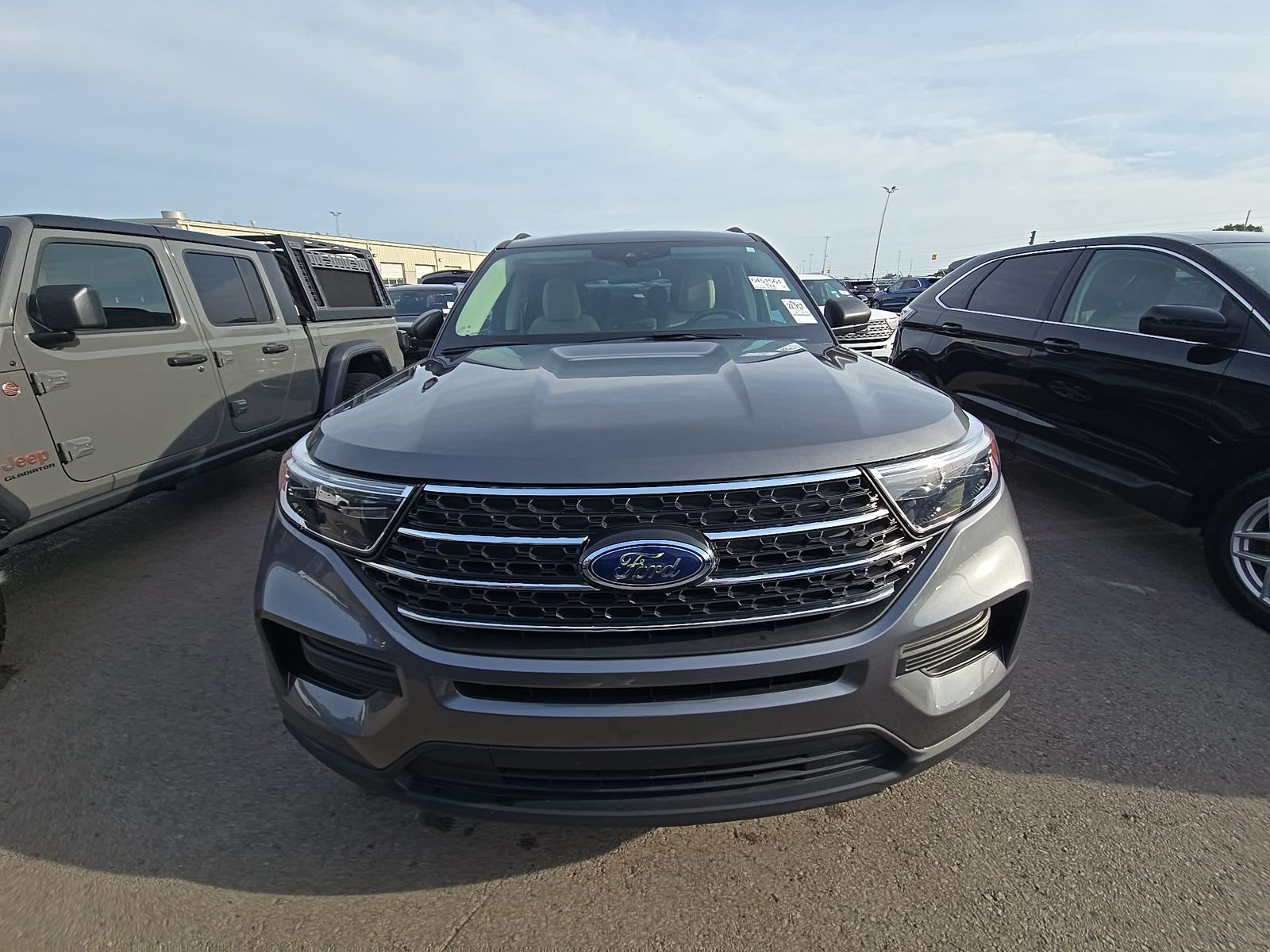 FORD EXPLORER - 3