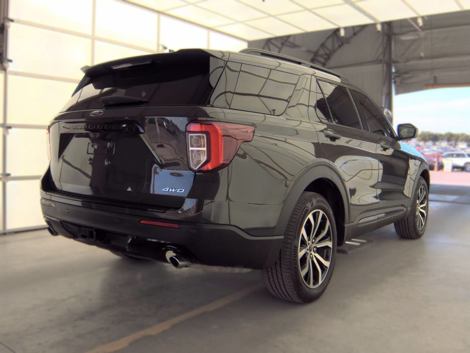 FORD EXPLORER - 6