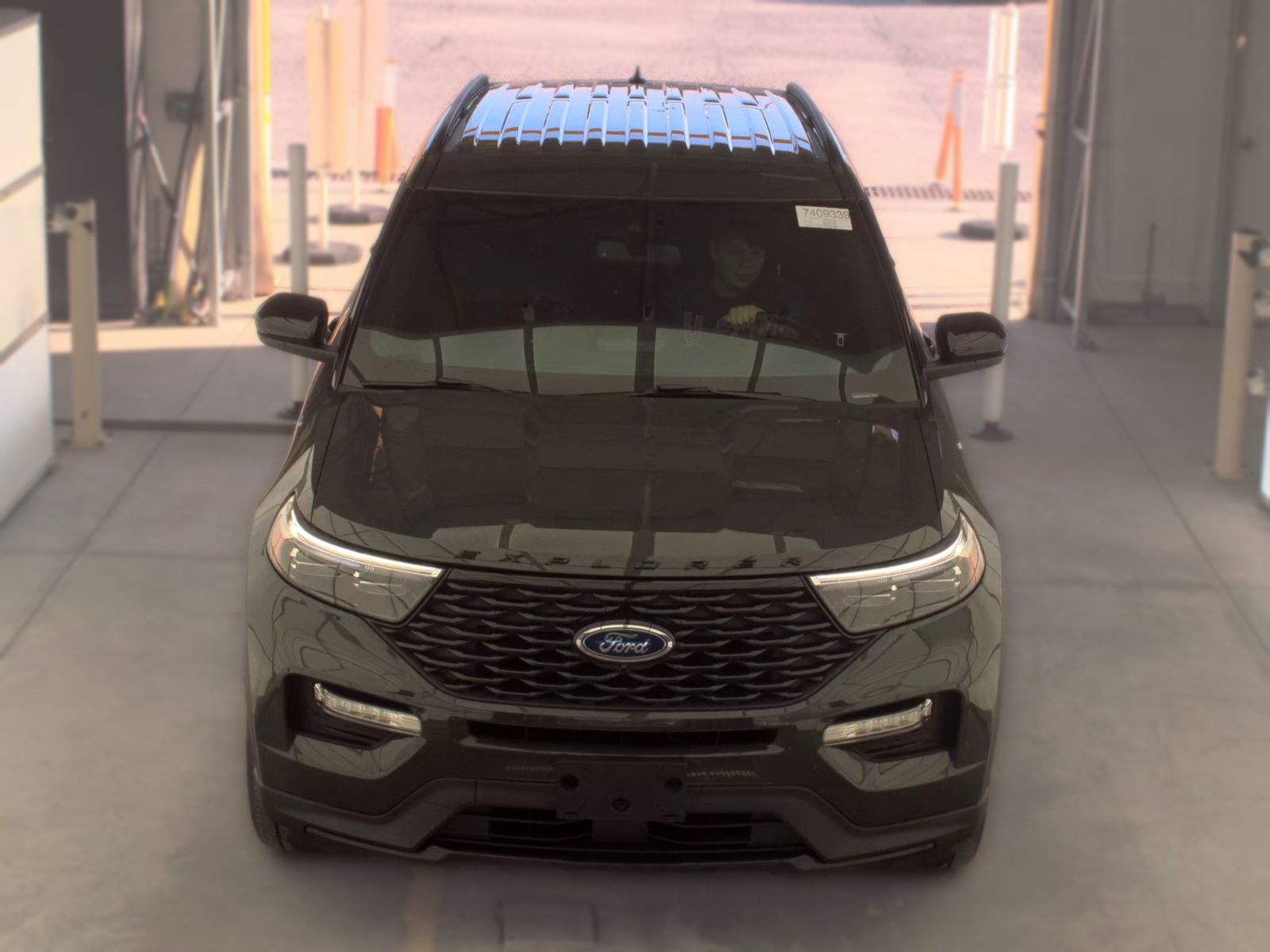 FORD EXPLORER - 3