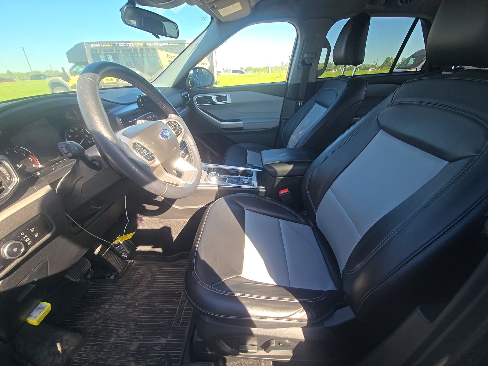 2023 Ford Explorer XLT AWD