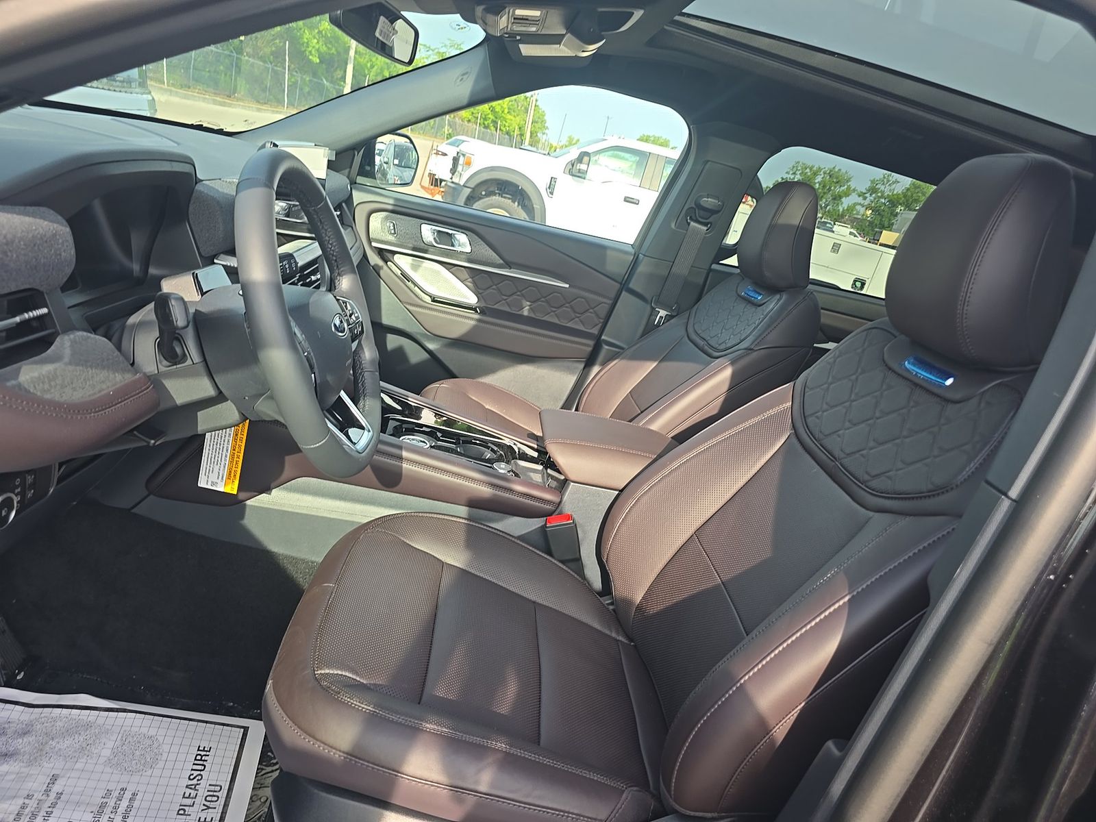 FORD EXPLORER - 8