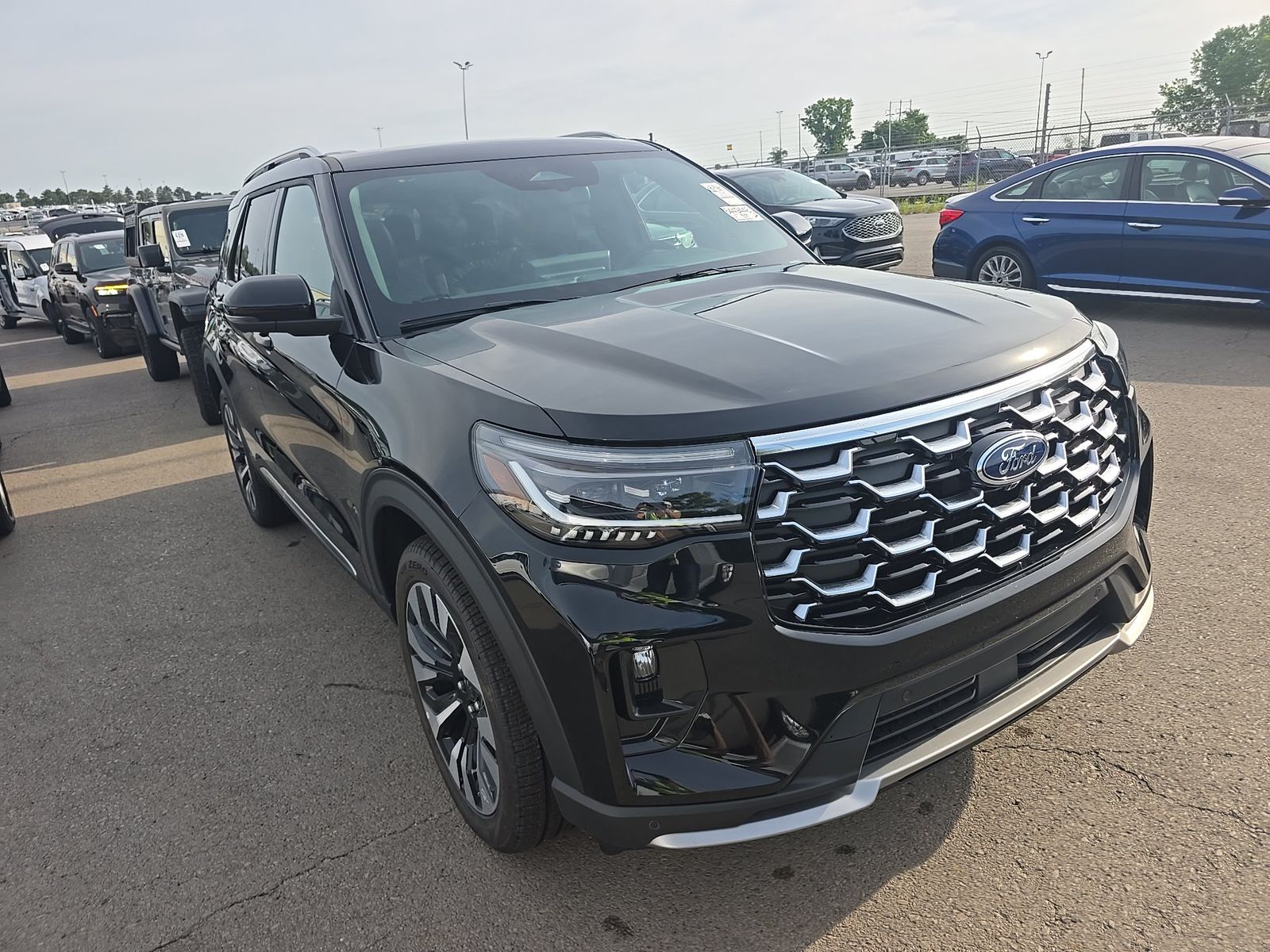 FORD EXPLORER - 4