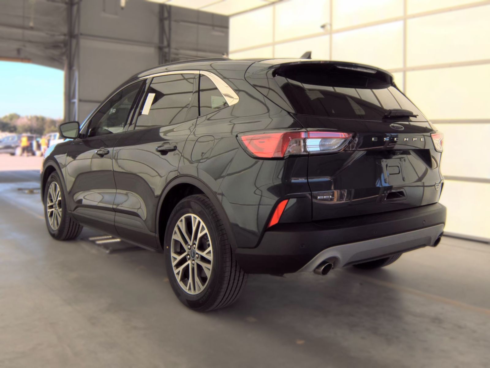 FORD ESCAPE - 9