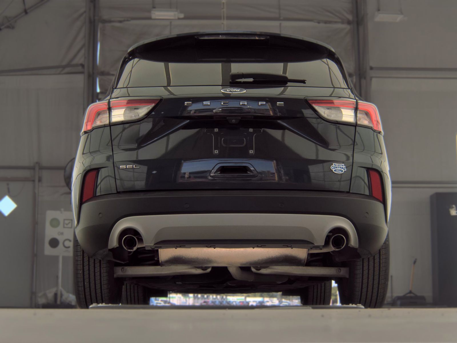 FORD ESCAPE - 8