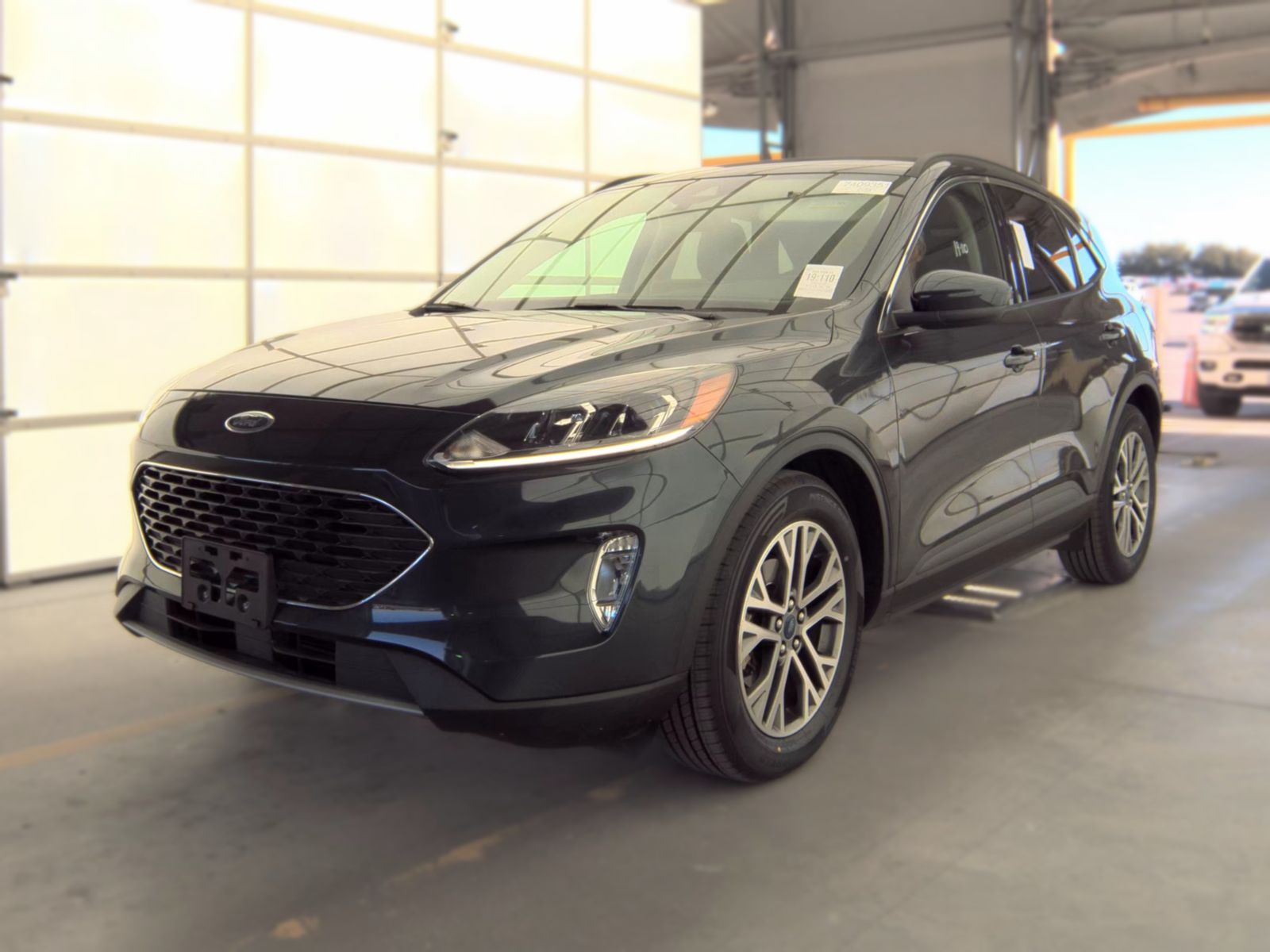 FORD ESCAPE - 1