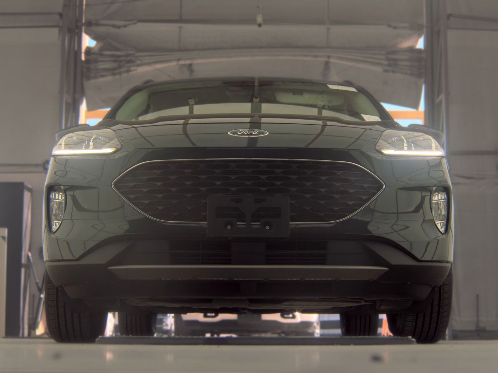 FORD ESCAPE - 4