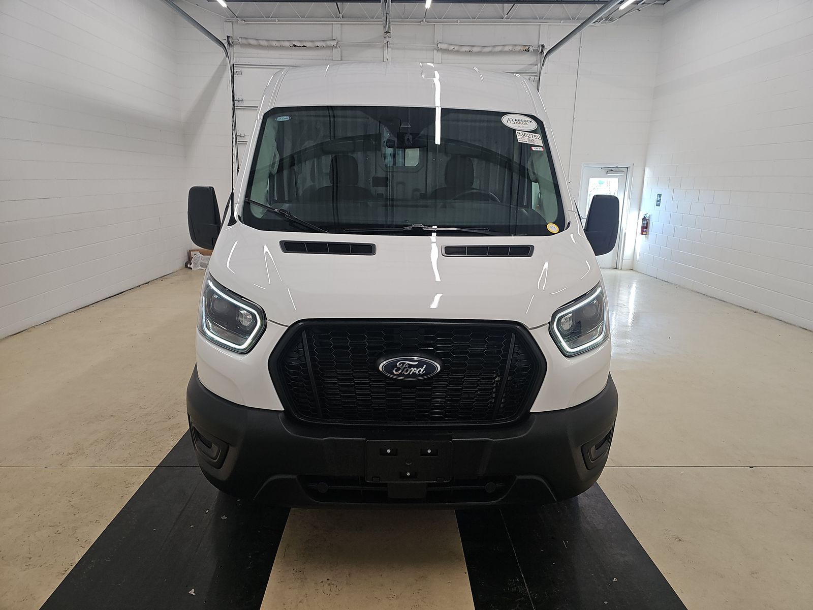 FORD TRANSIT 250 - 3