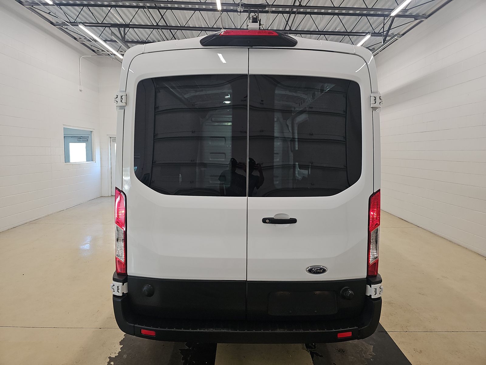 FORD TRANSIT 250 - 6