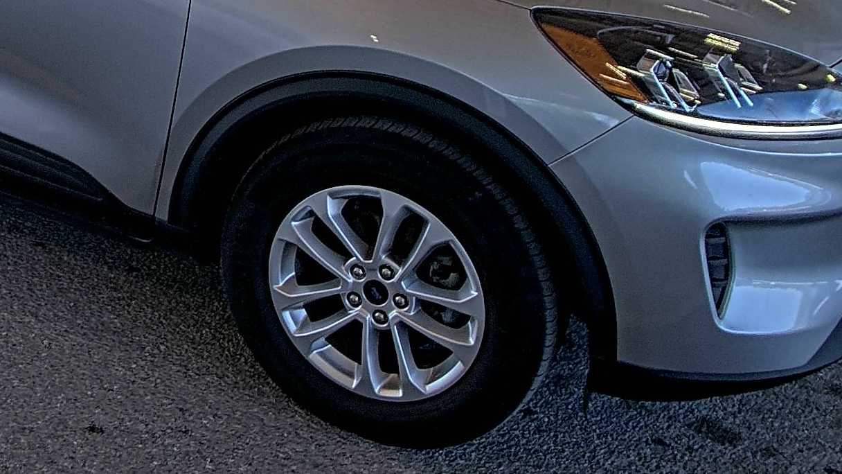 FORD ESCAPE - 9