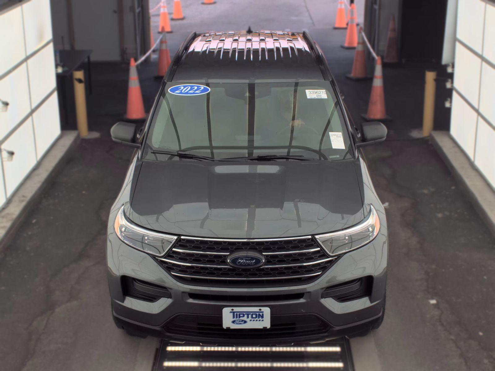 FORD EXPLORER - 3