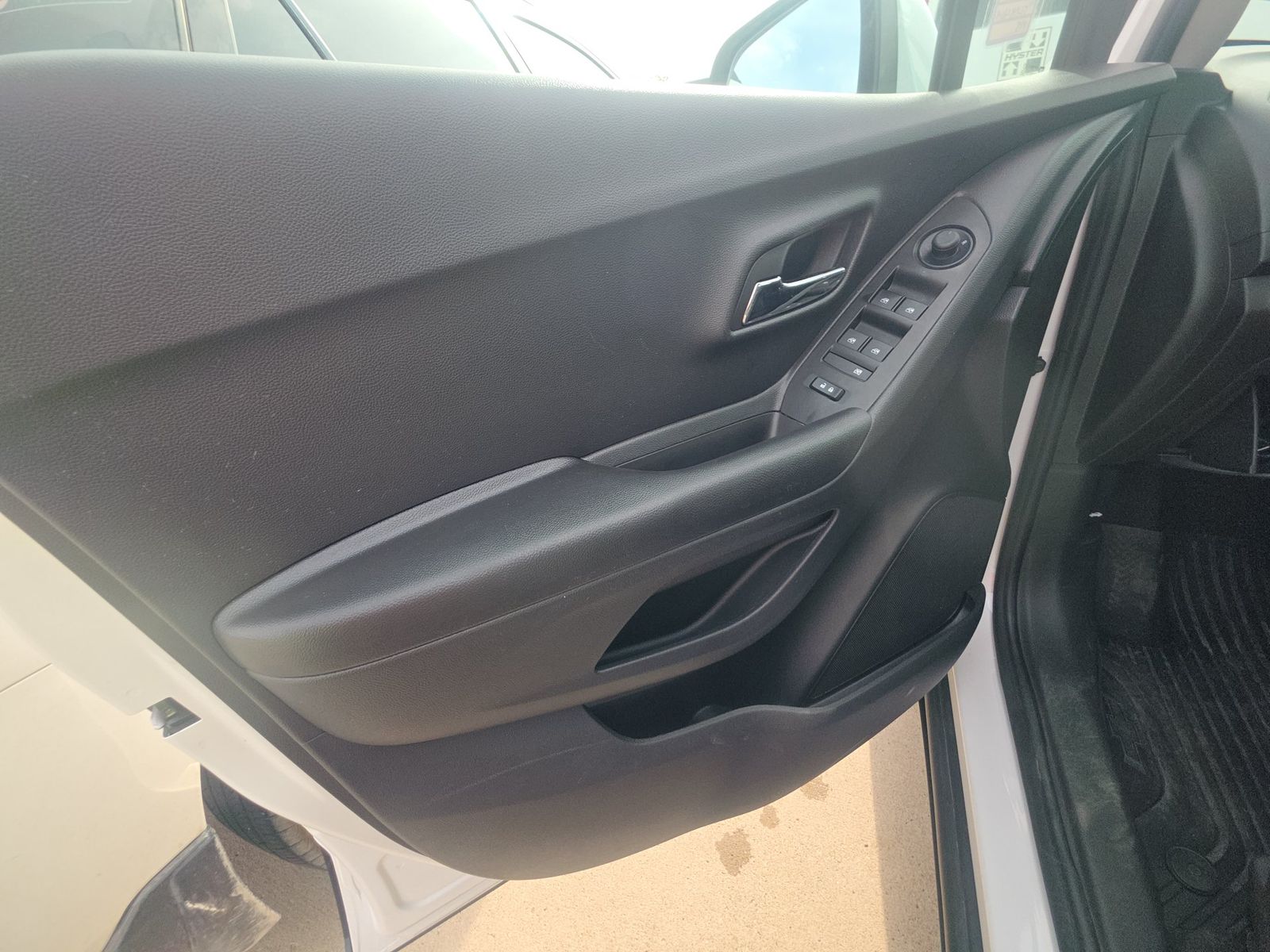 CHEVROLET TRAX - 10