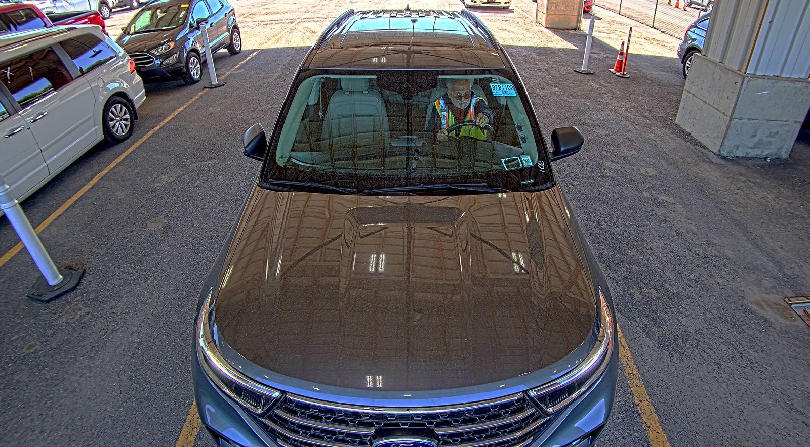 FORD EXPLORER - 3