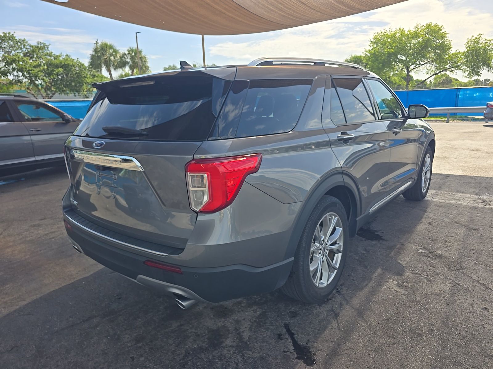 FORD EXPLORER - 5