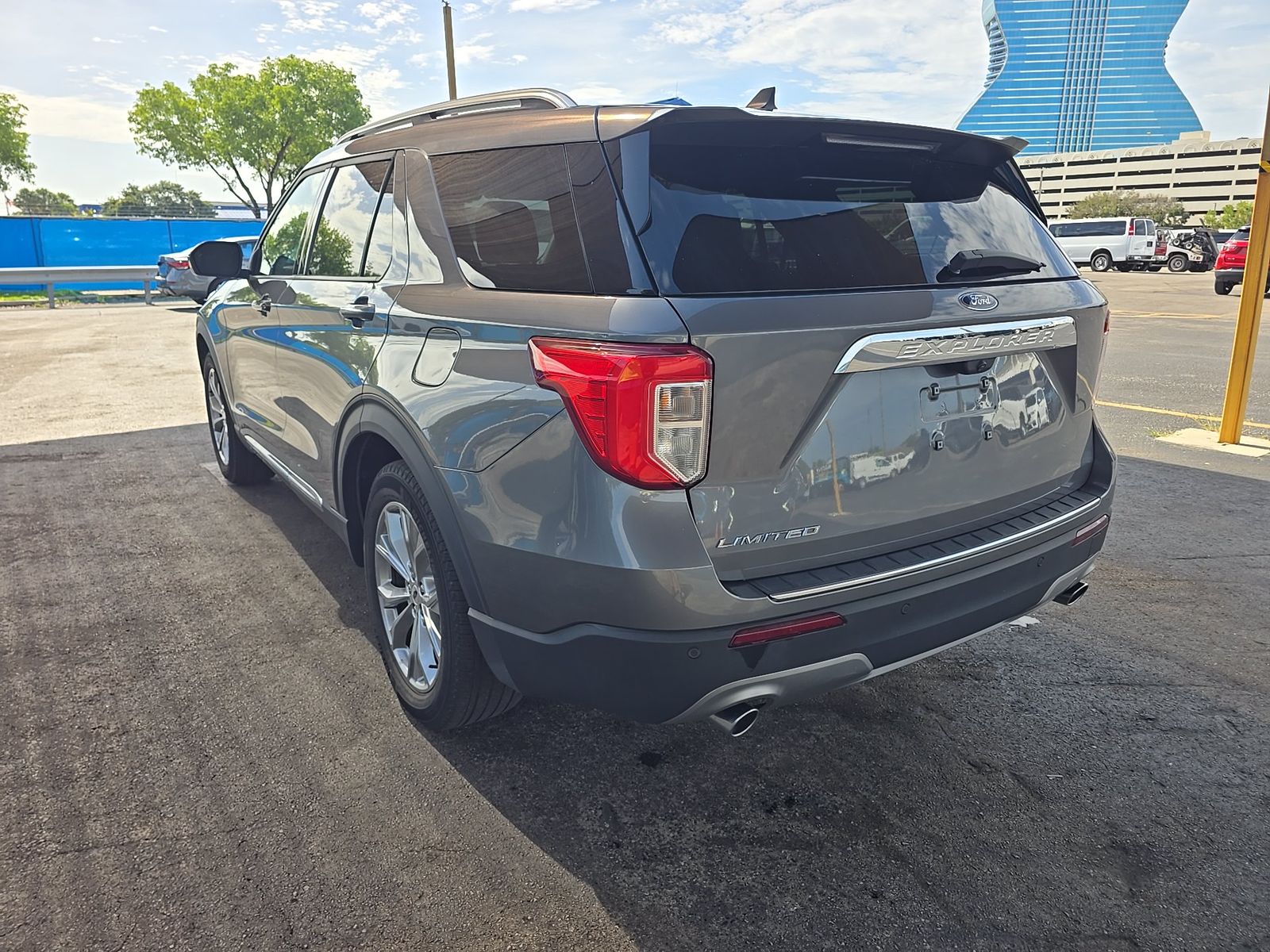 FORD EXPLORER - 7