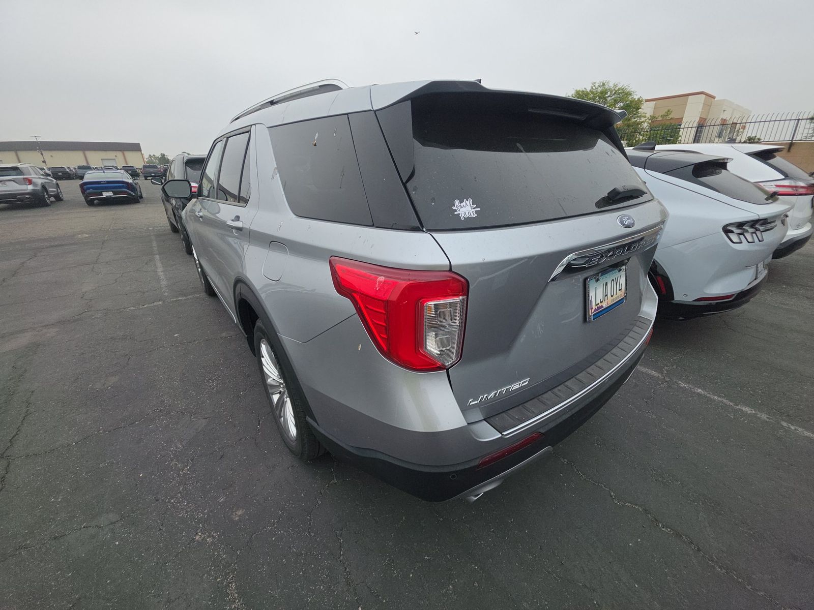 FORD EXPLORER - 7