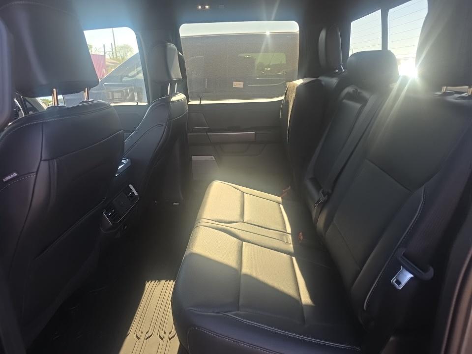 2025 Ford F-150 Lariat AWD