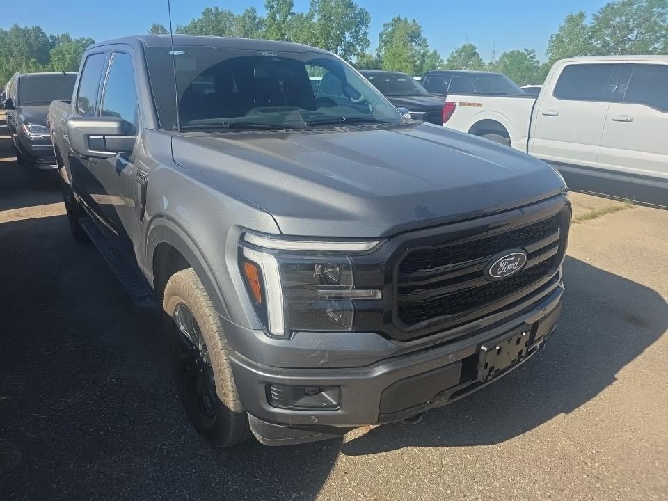 2025 Ford F-150 Lariat AWD